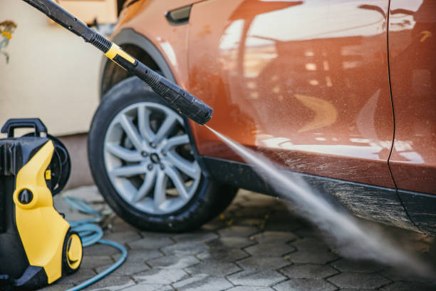 Best Pressure Washing Estimates  in Le Roy, IL